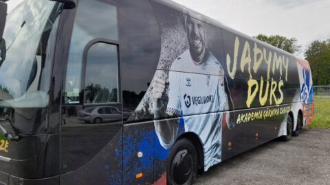 Socios Górnik z Lukasem Podolskim i sponsorami wspiera młodzież!